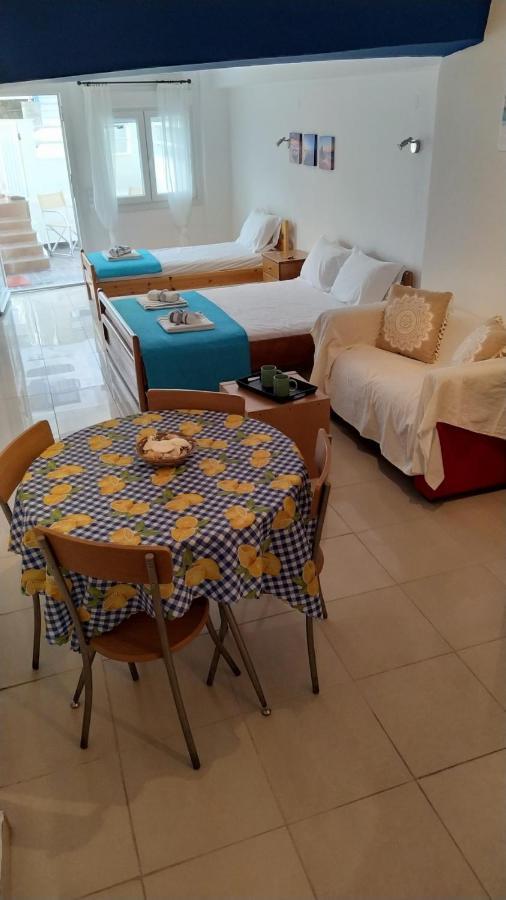 Celia'S Studio Apartman Néa Péramos Kültér fotó