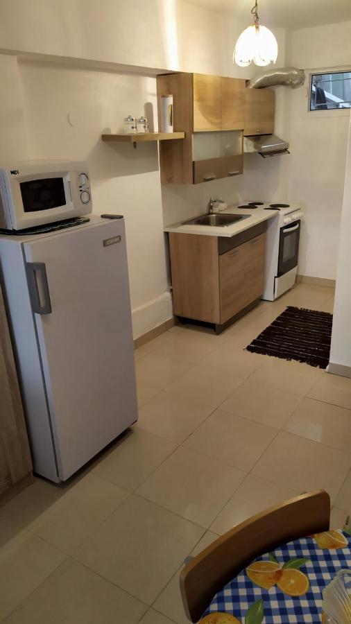 Celia'S Studio Apartman Néa Péramos Kültér fotó